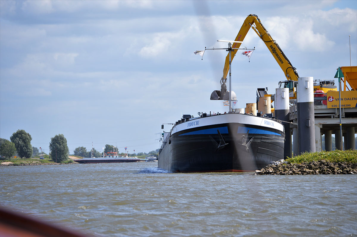 Niet-vrij-varende veerponten kunnen gevaarlijk zijn